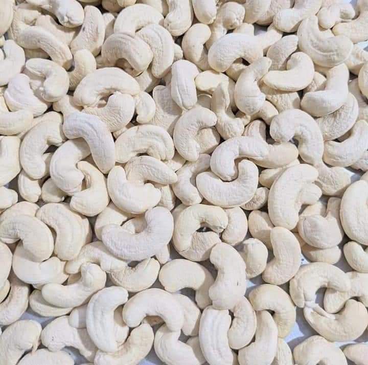 Cashews / Kaju